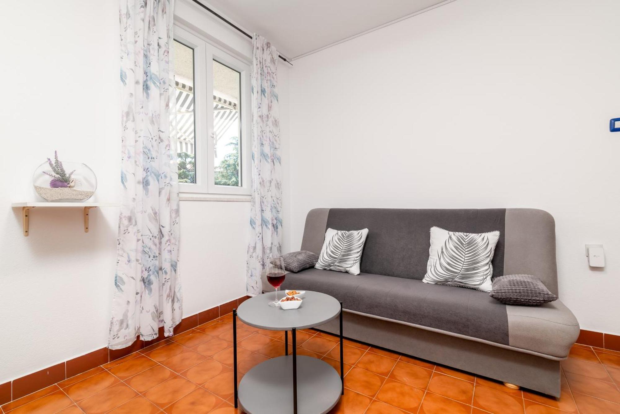 Apartments With A Parking Space Fazana - 18334 Buitenkant foto